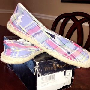 Girls polo canvas shoe/ practically brand new